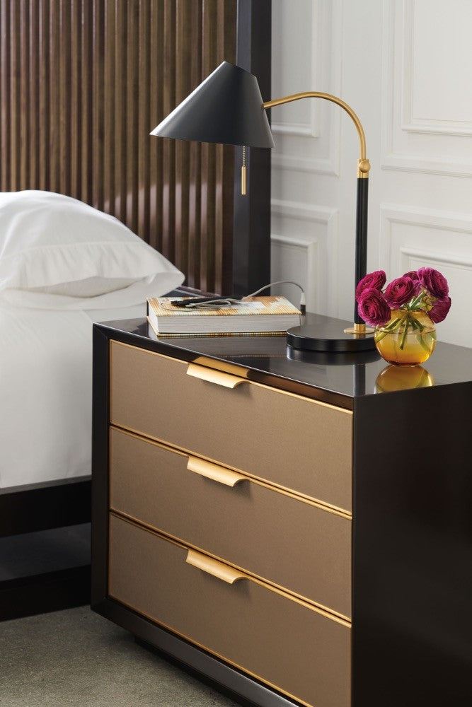 Caracole Pinstripe Us Queen Size Bed