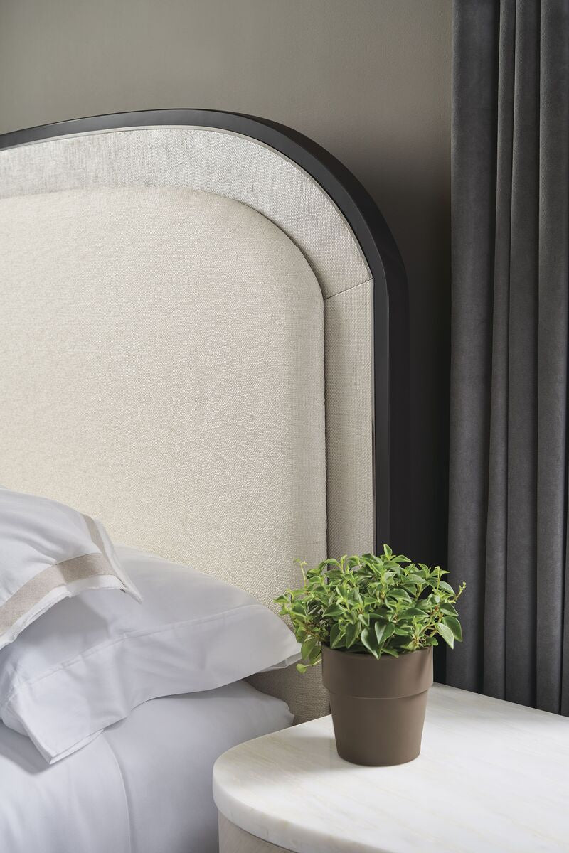 Caracole Wanderlust Super King Size Bed - Splash Silk